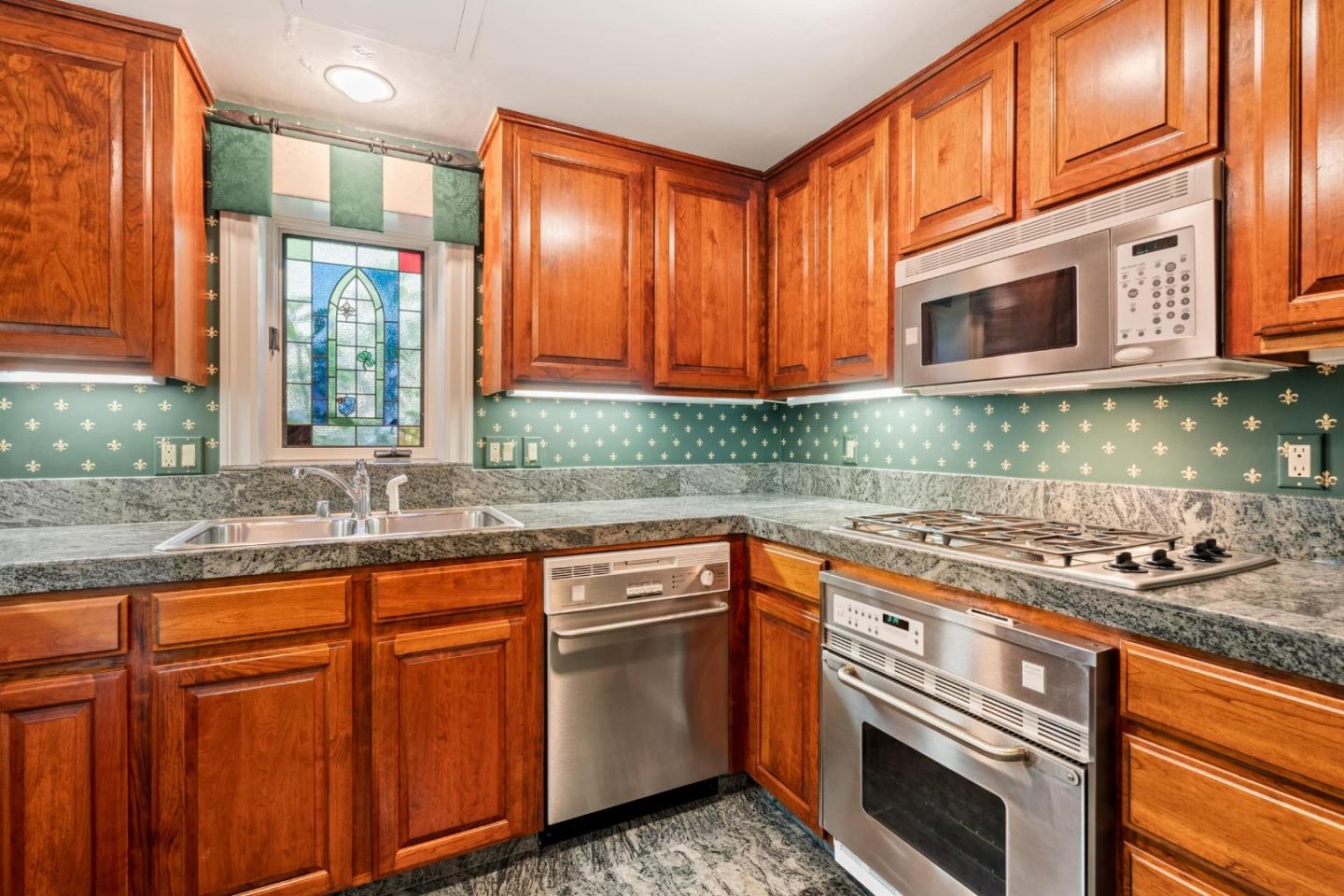 1237 Sombria Lane