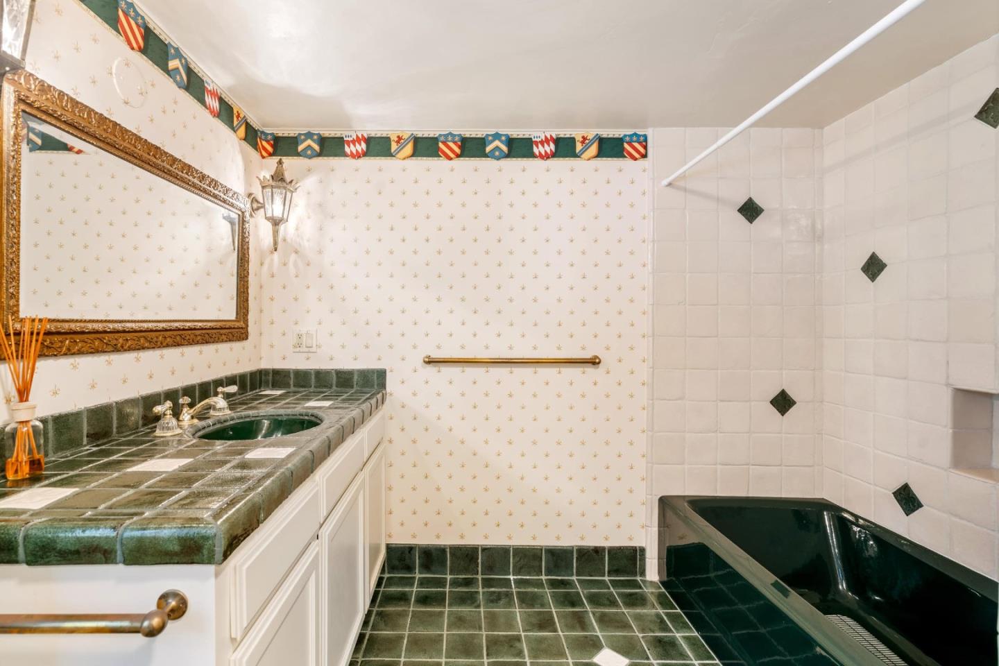 1237 Sombria Lane