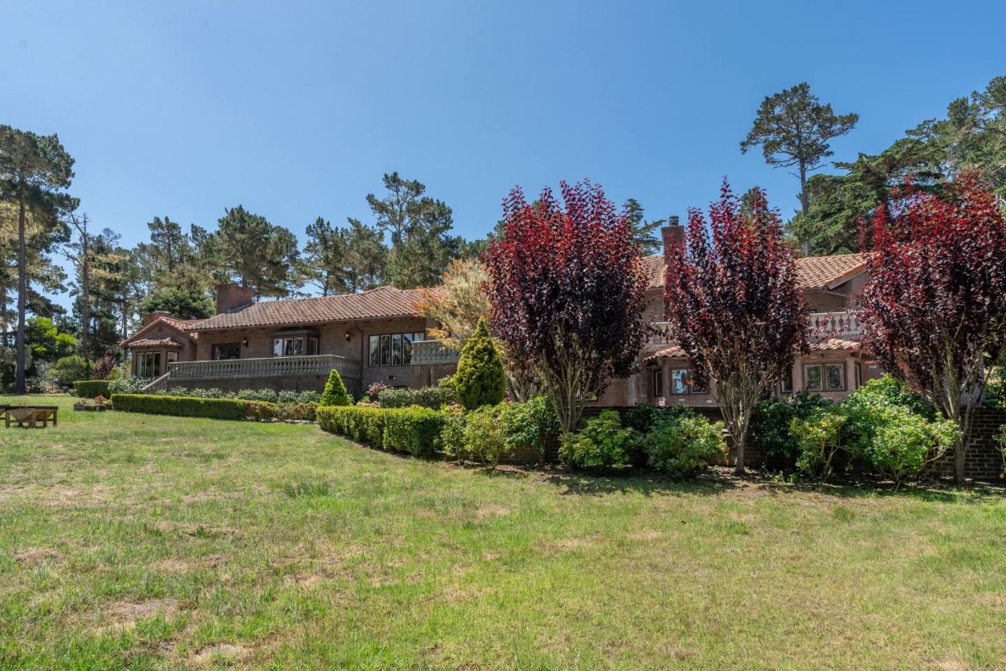 1237 Sombria Lane