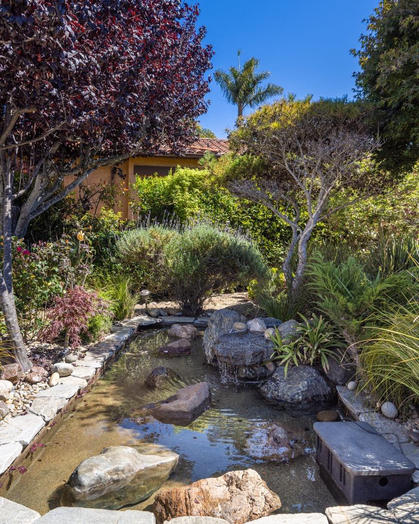 8022 River Place