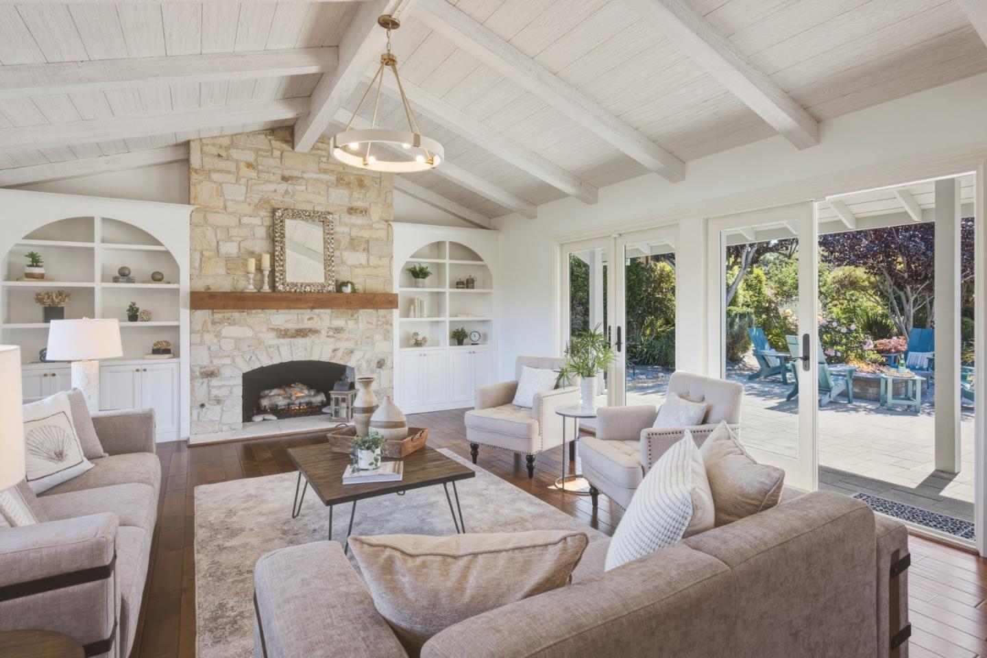 8022 River Place