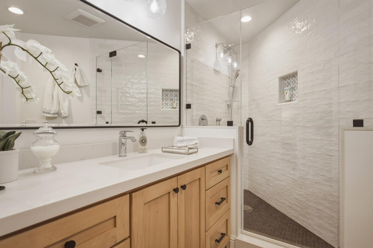 8022 River Place