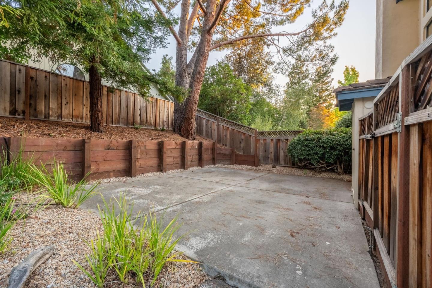 44471 View Point CIR