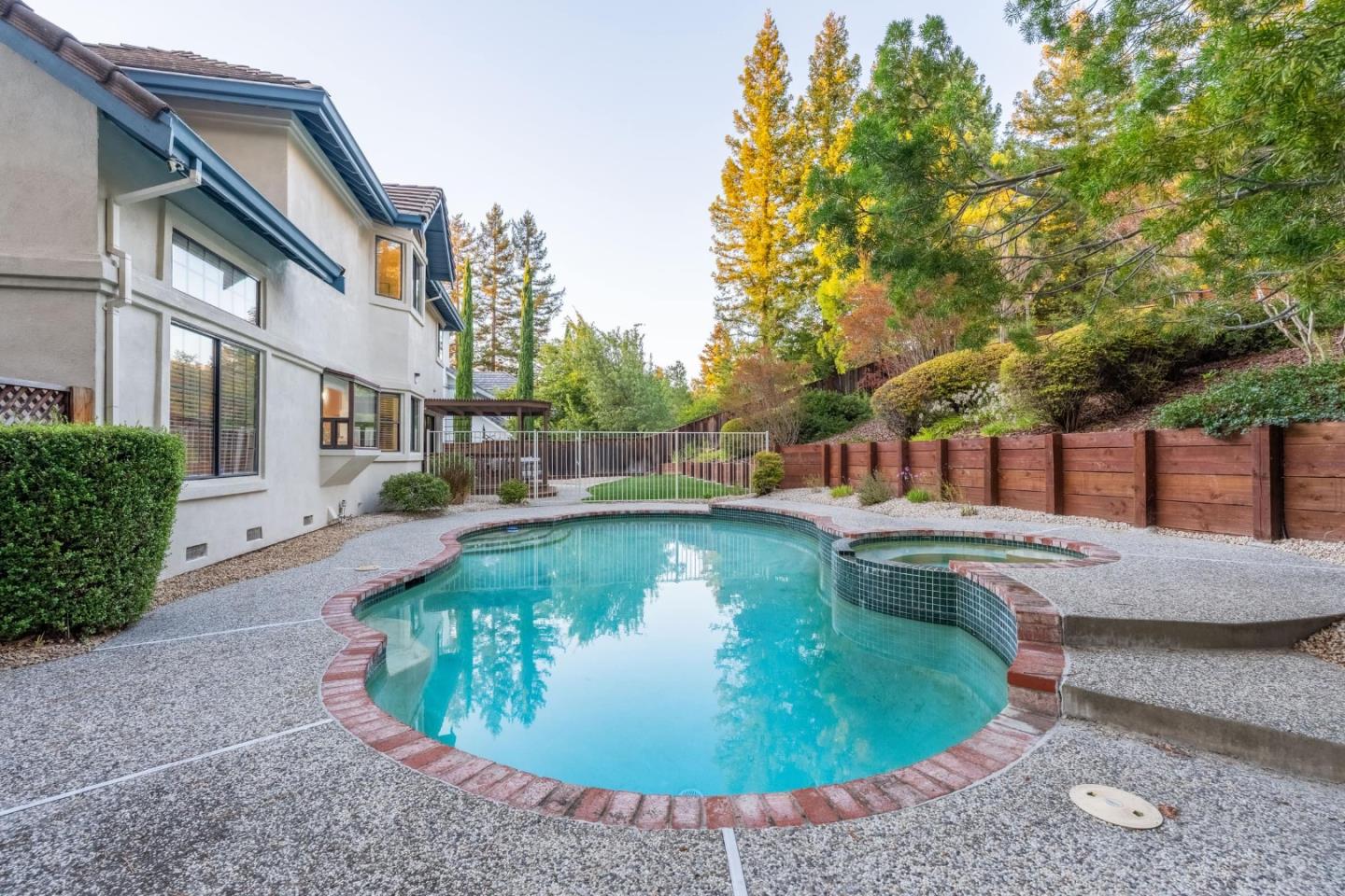 44471 View Point CIR