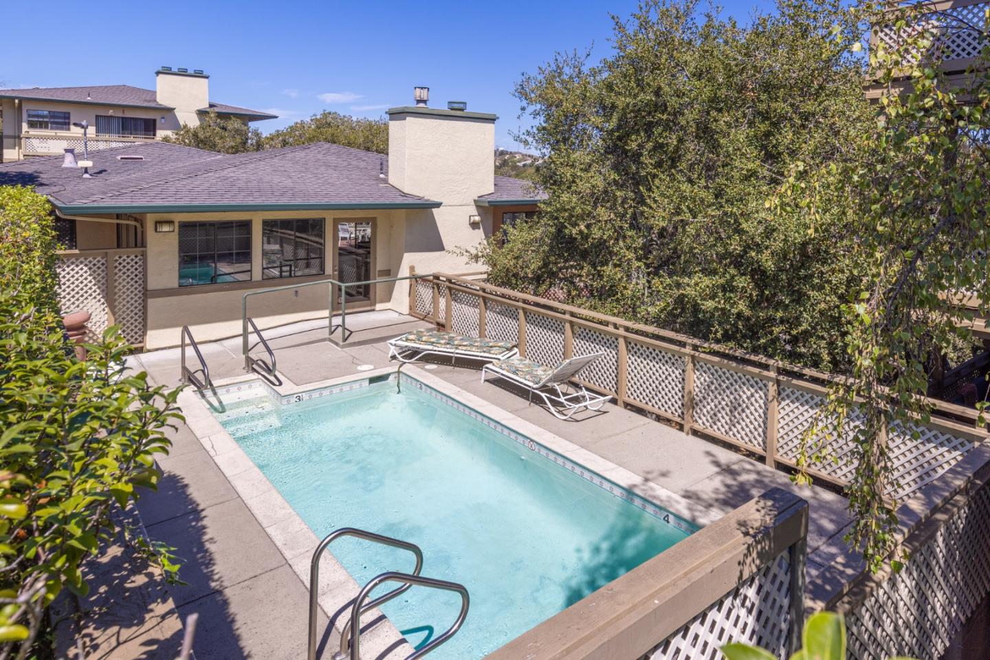 522 Pheasant Ridge RD