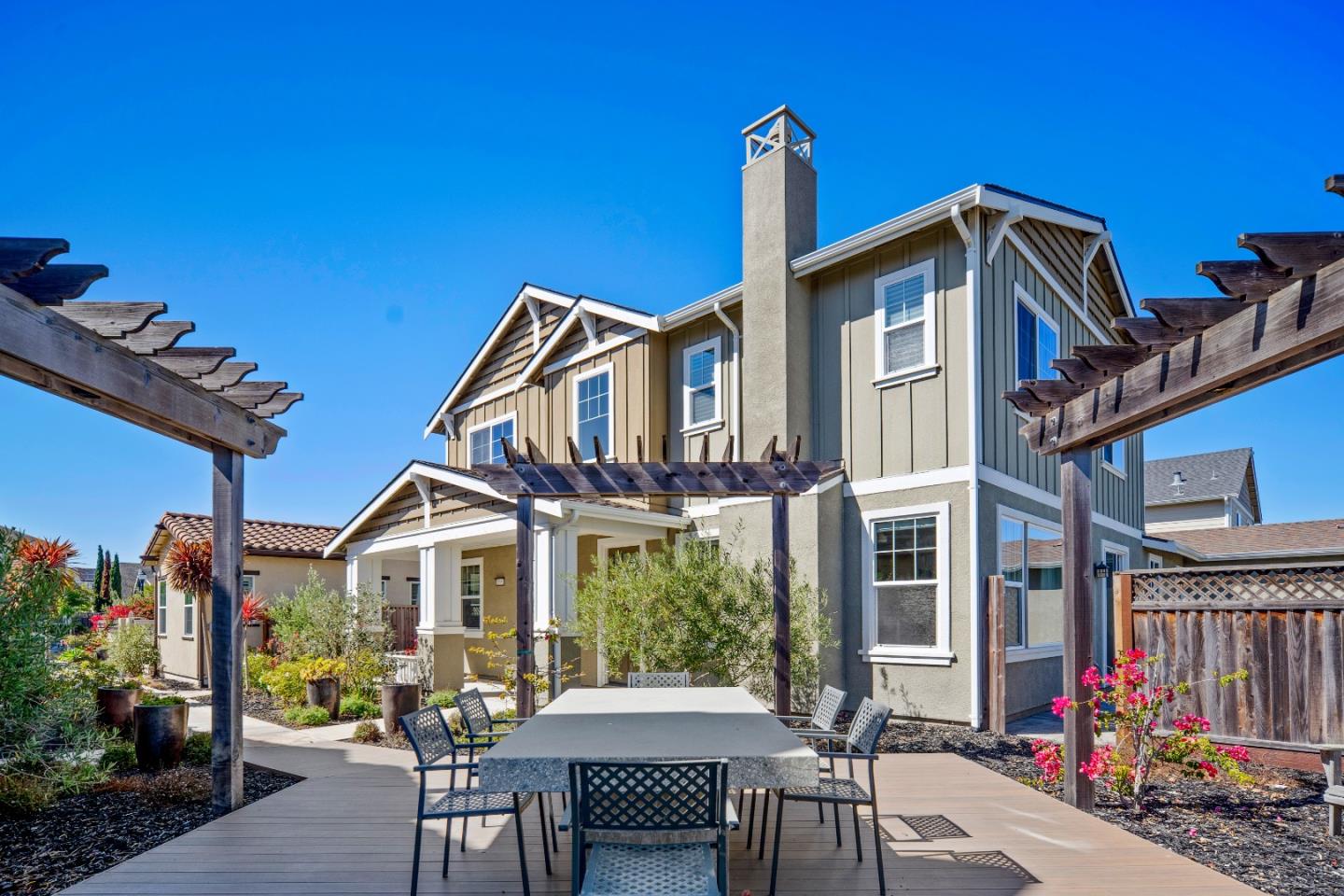 18551 McClellan CIR