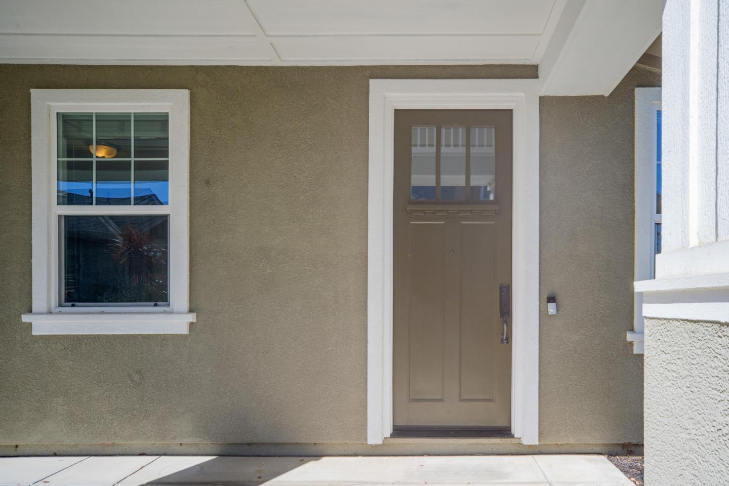 18551 McClellan CIR