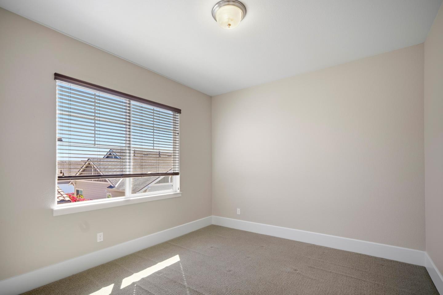 18551 McClellan CIR