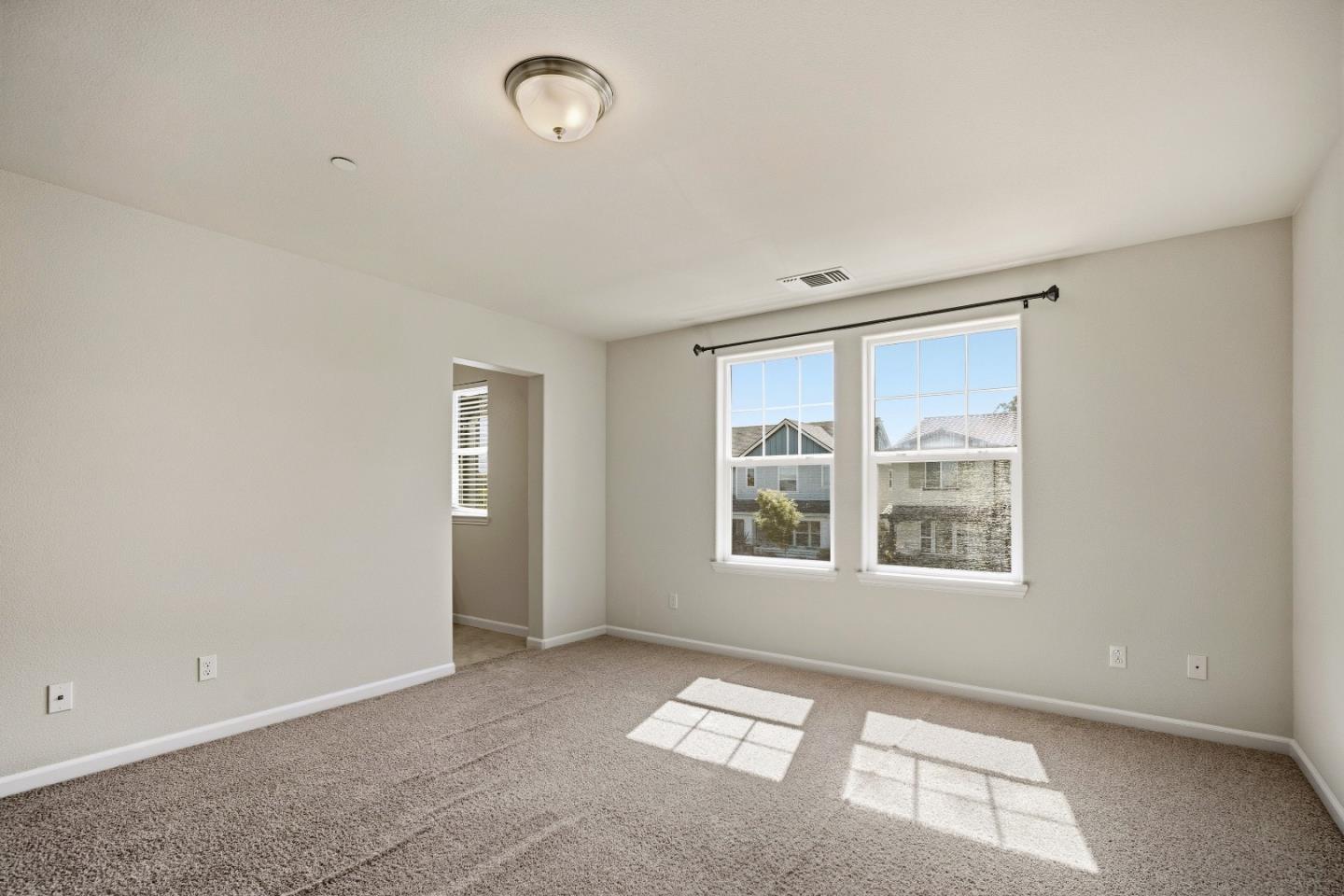 15137 Breckinridge AVE