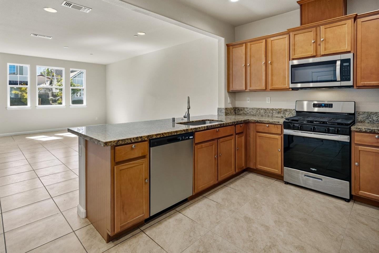 15137 Breckinridge AVE