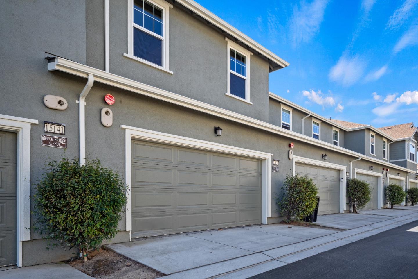 15137 Breckinridge AVE