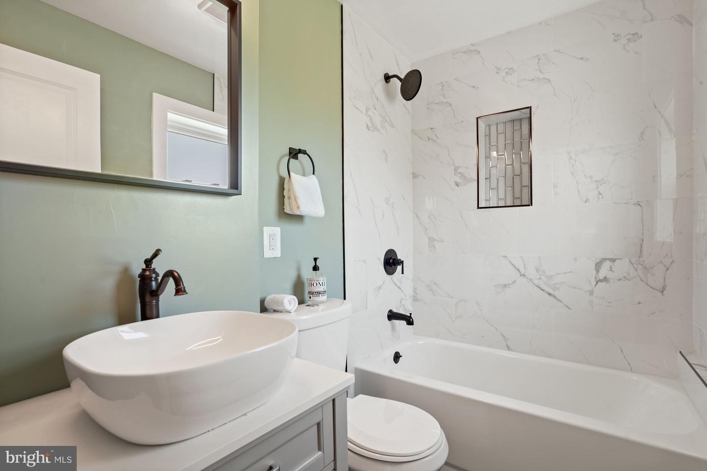 4BR in Hillcrest