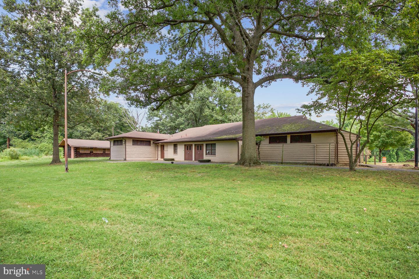 3329 Dubois Pl SE