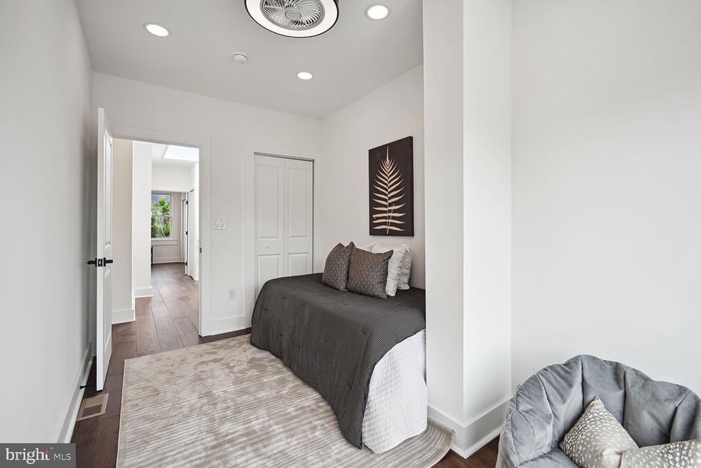 4BR in Petworth