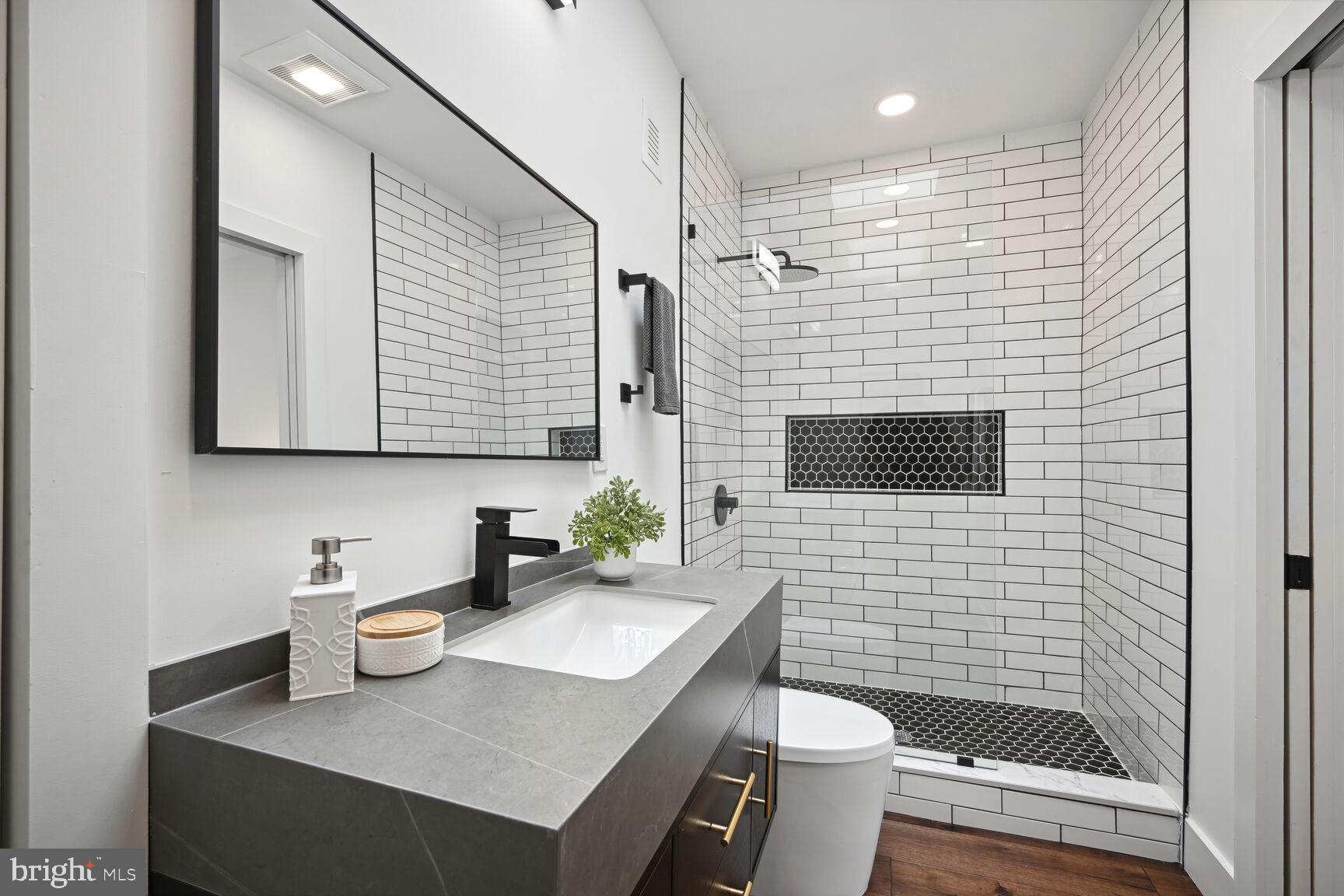 4BR in Petworth