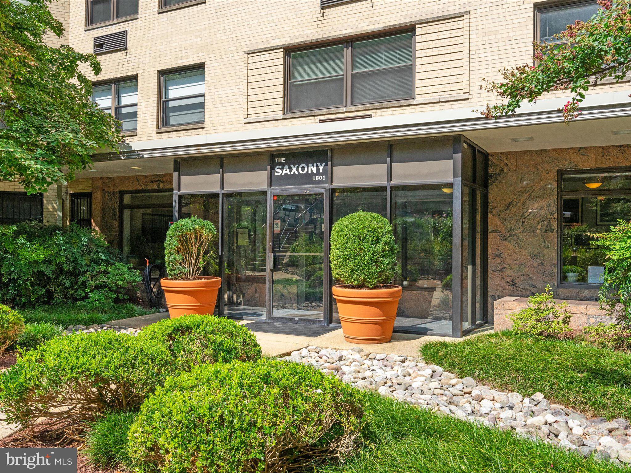 1801 CLYDESDALE PL NW #109