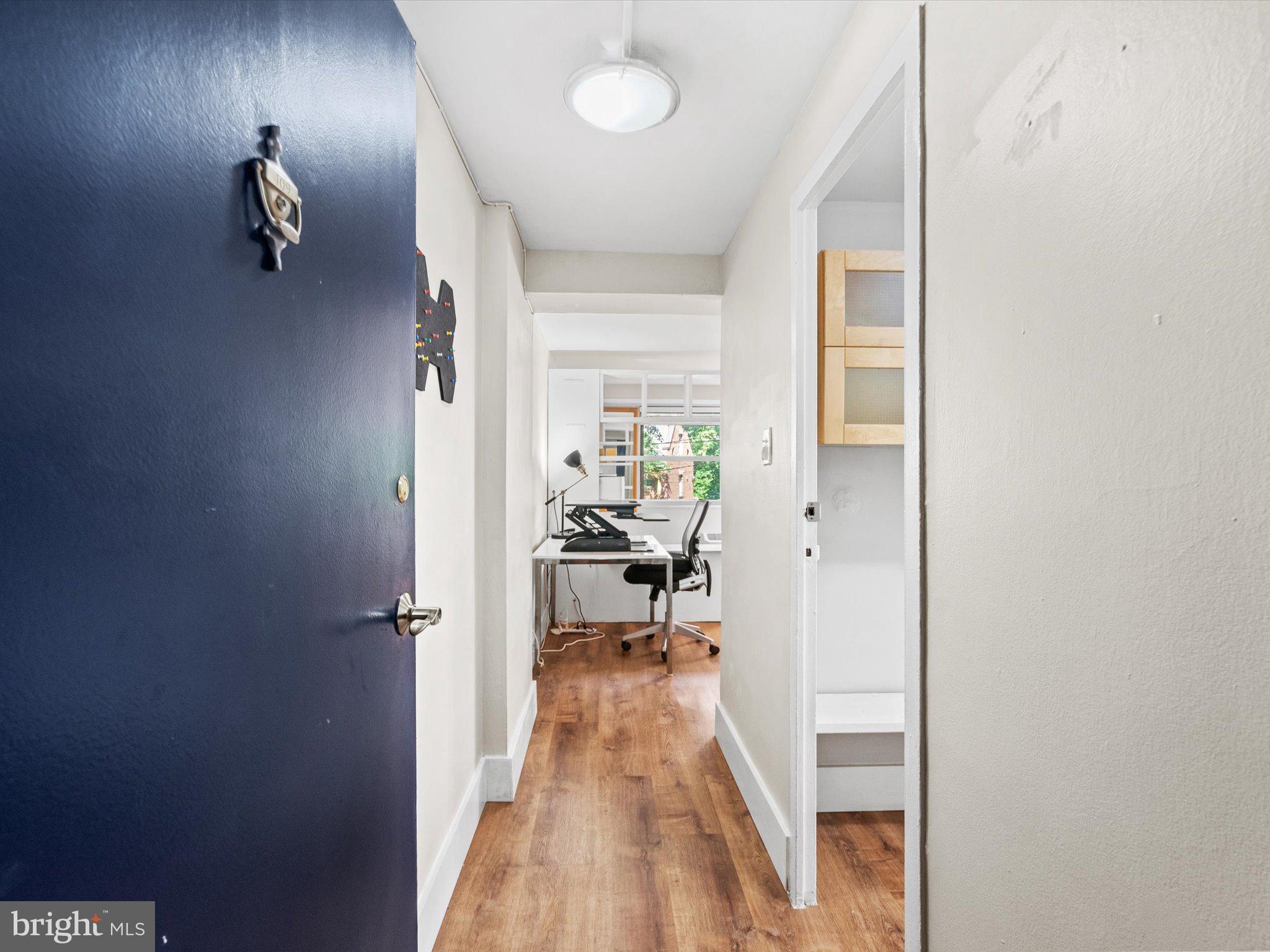 1801 CLYDESDALE PL NW #109