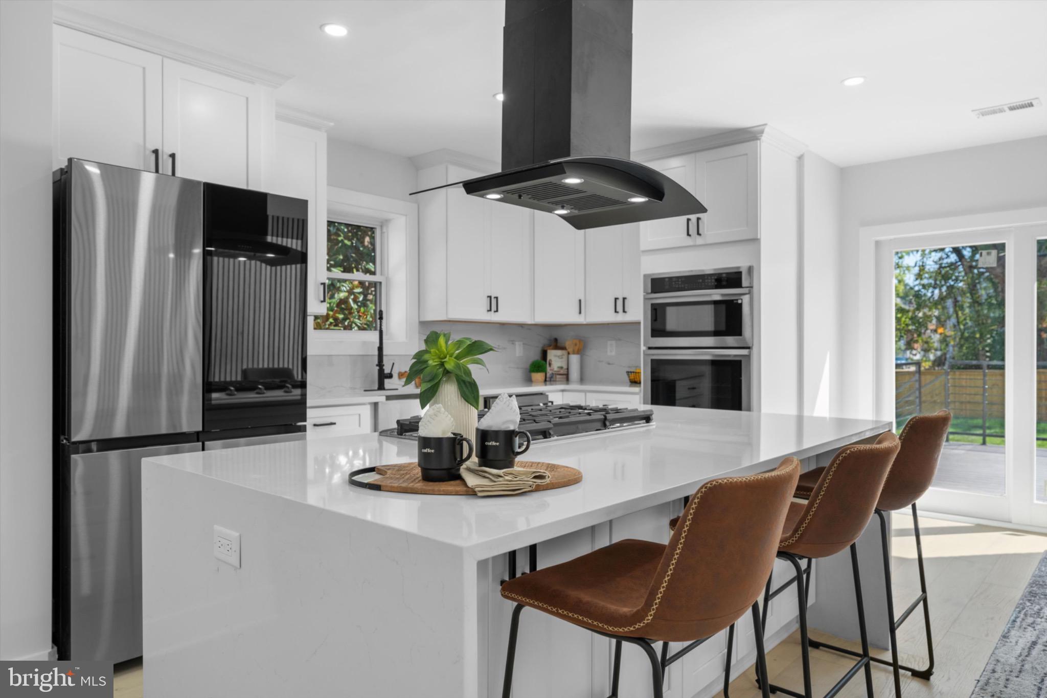 1929 RANDOLPH STREET NE