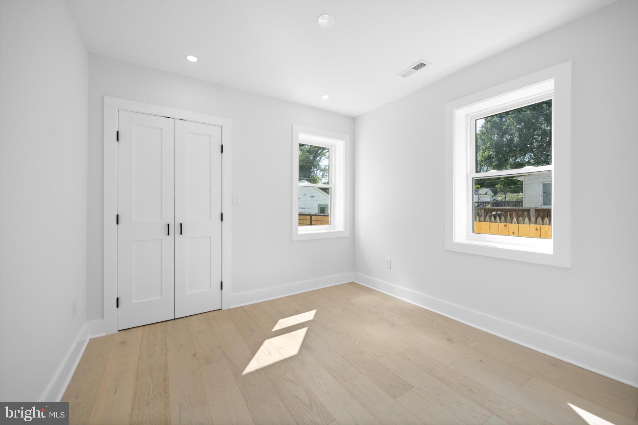 1929 RANDOLPH STREET NE