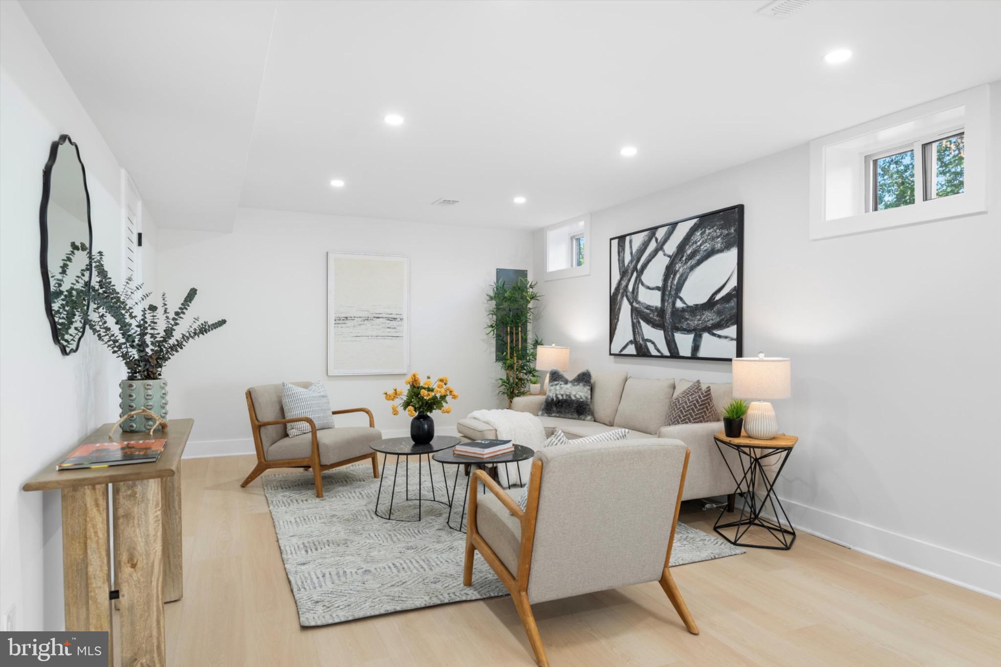 1929 RANDOLPH STREET NE