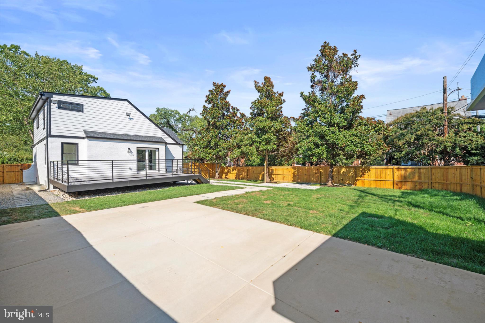 1929 RANDOLPH STREET NE