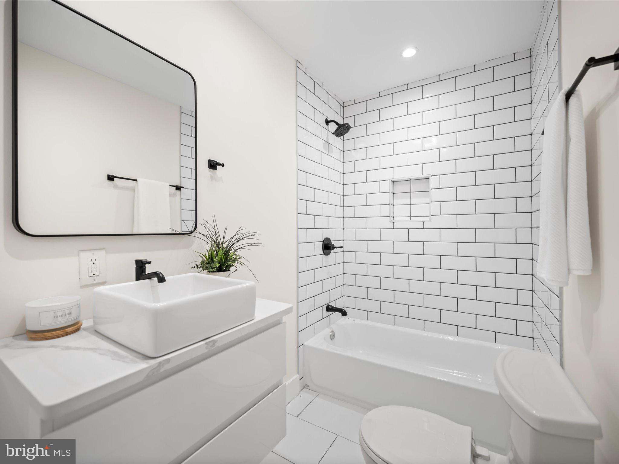 509 RANDOLPH STREET NW 2