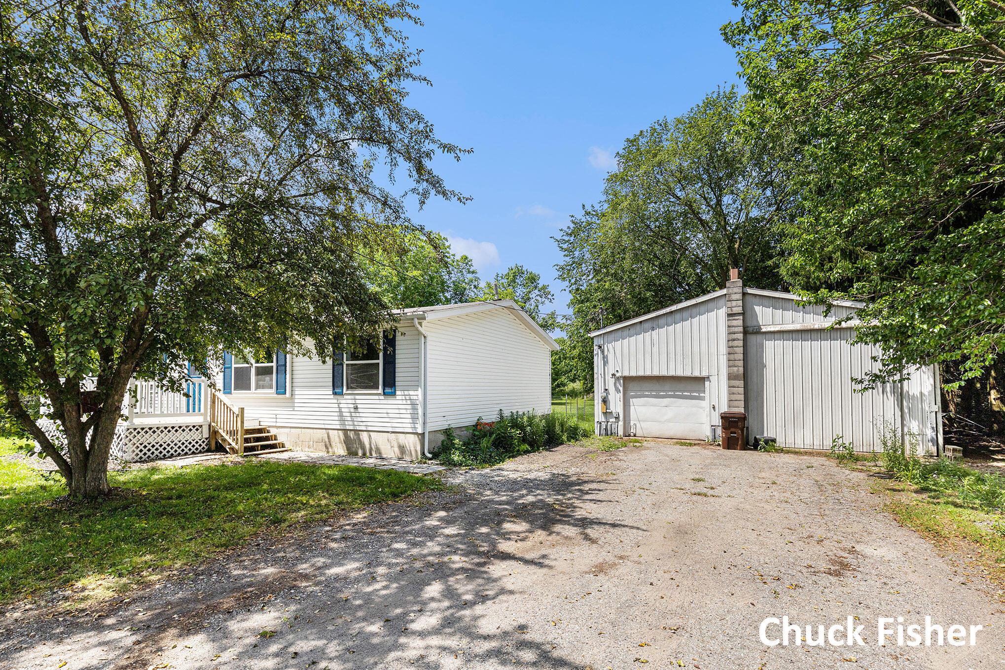 7922 Lake Creek
