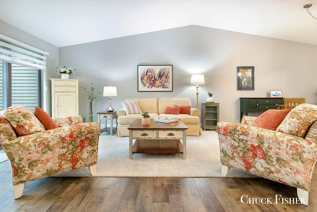 890 Creekridge Drive
