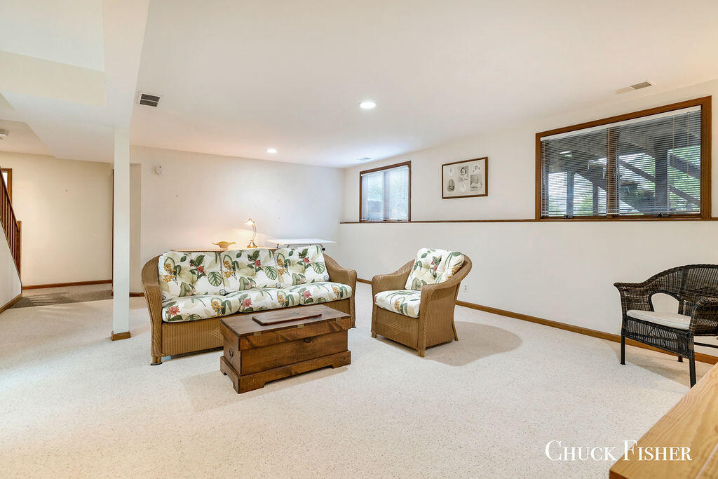 890 Creekridge Drive