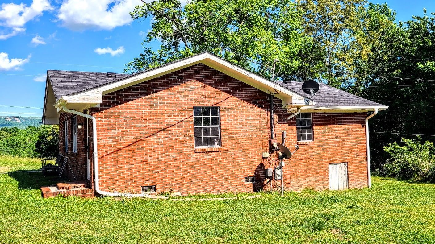 294 N Cedar St