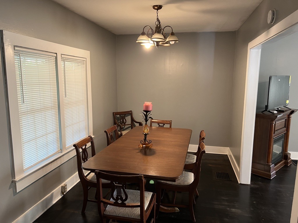 1405 Old Cowan Rd
