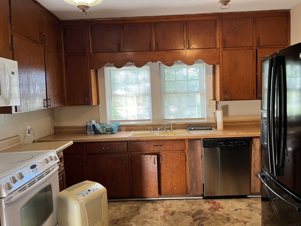 1405 Old Cowan Rd