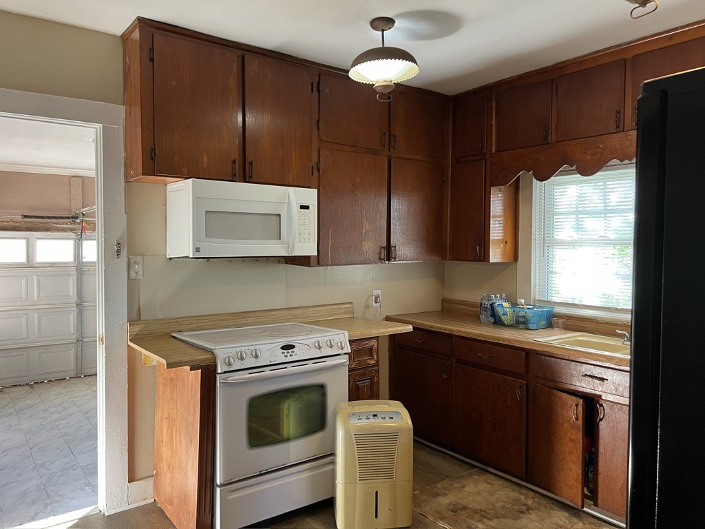 1405 Old Cowan Rd