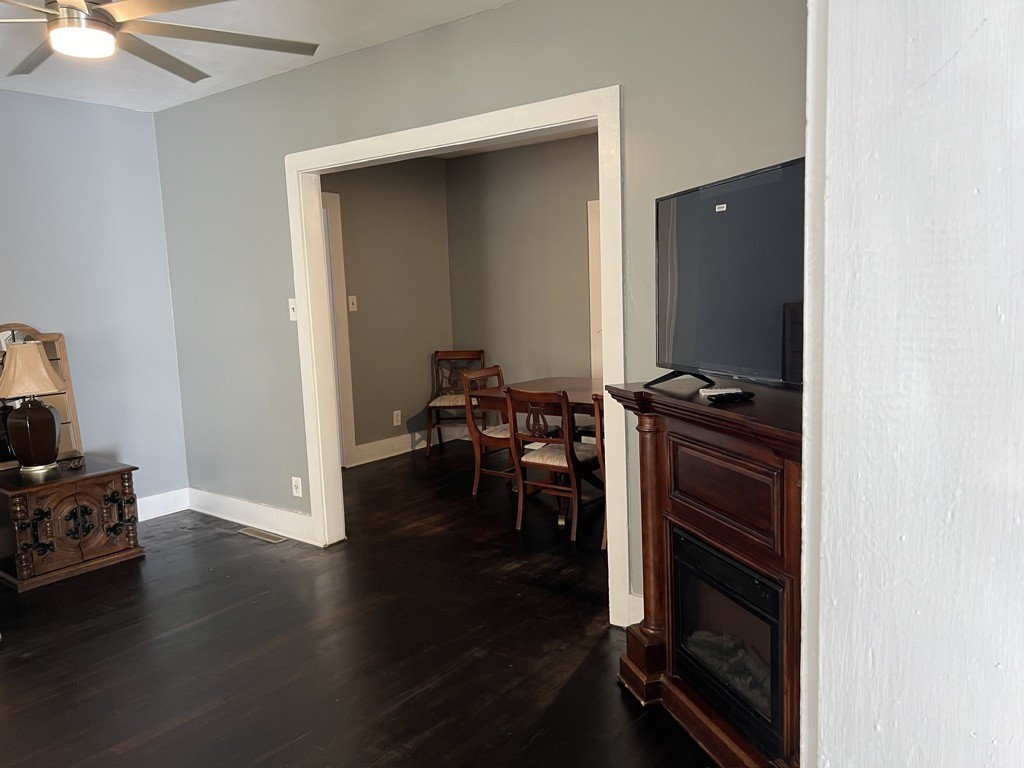 1405 Old Cowan Rd