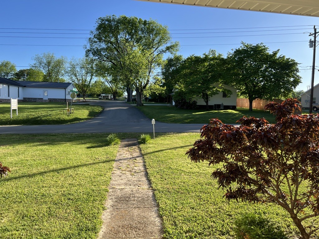 1405 Old Cowan Rd