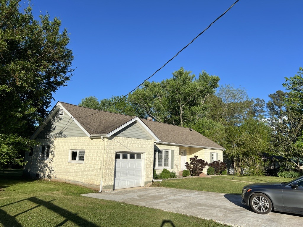 1405 Old Cowan Rd