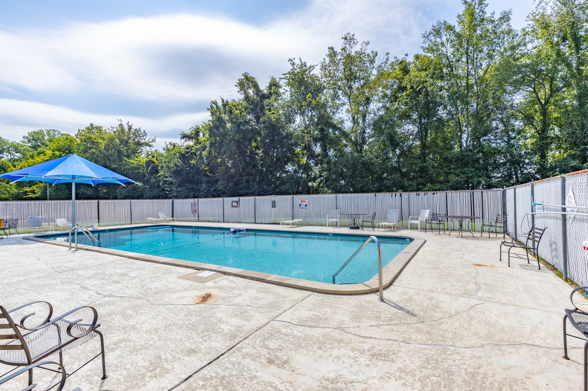 2105 Granville Rd