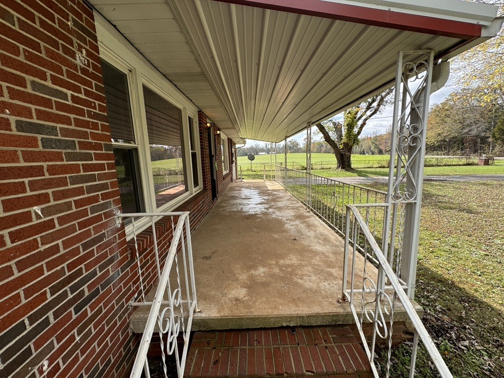 1304 Oak Grove Rd