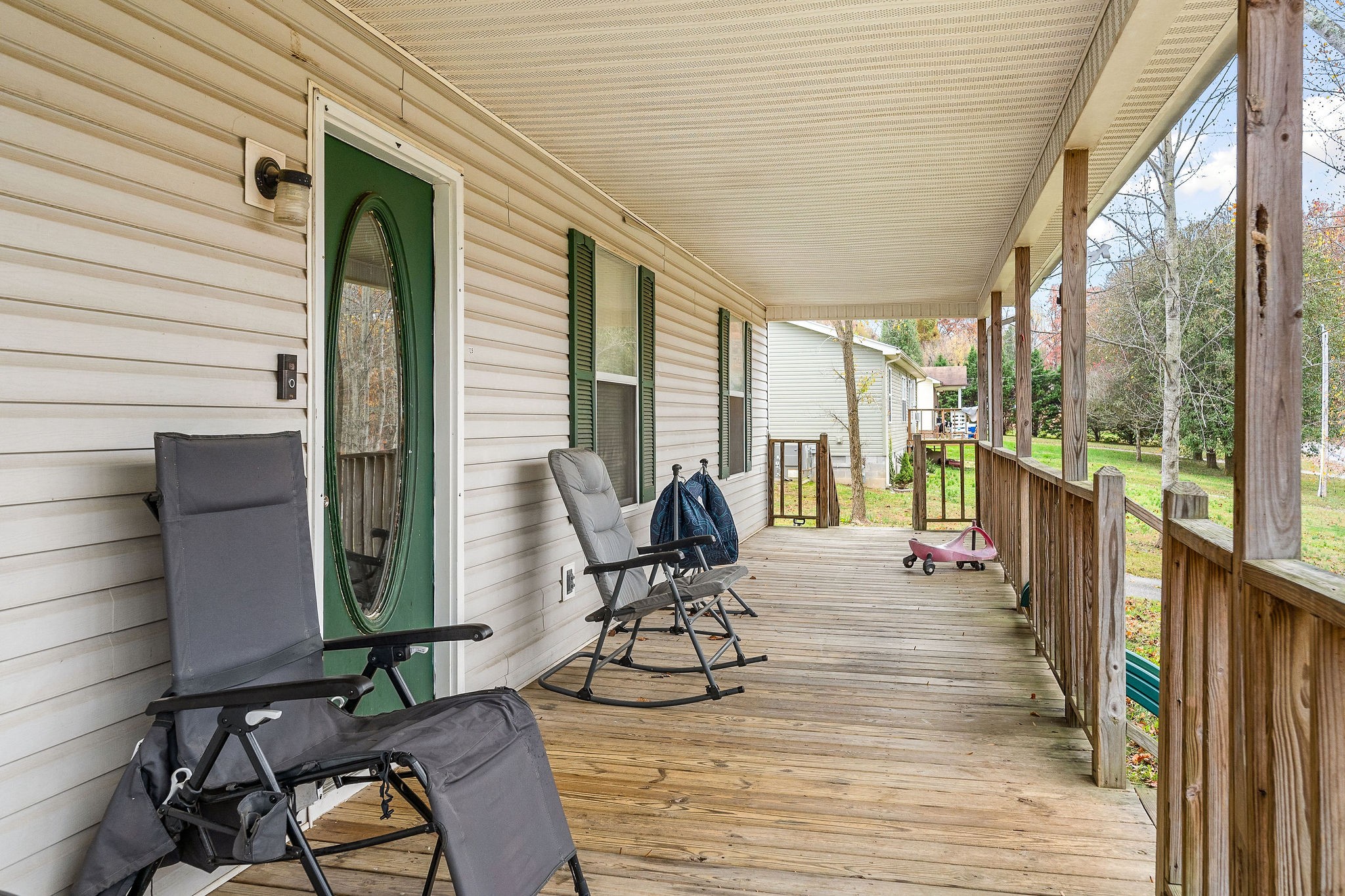 115 Windy Cut St