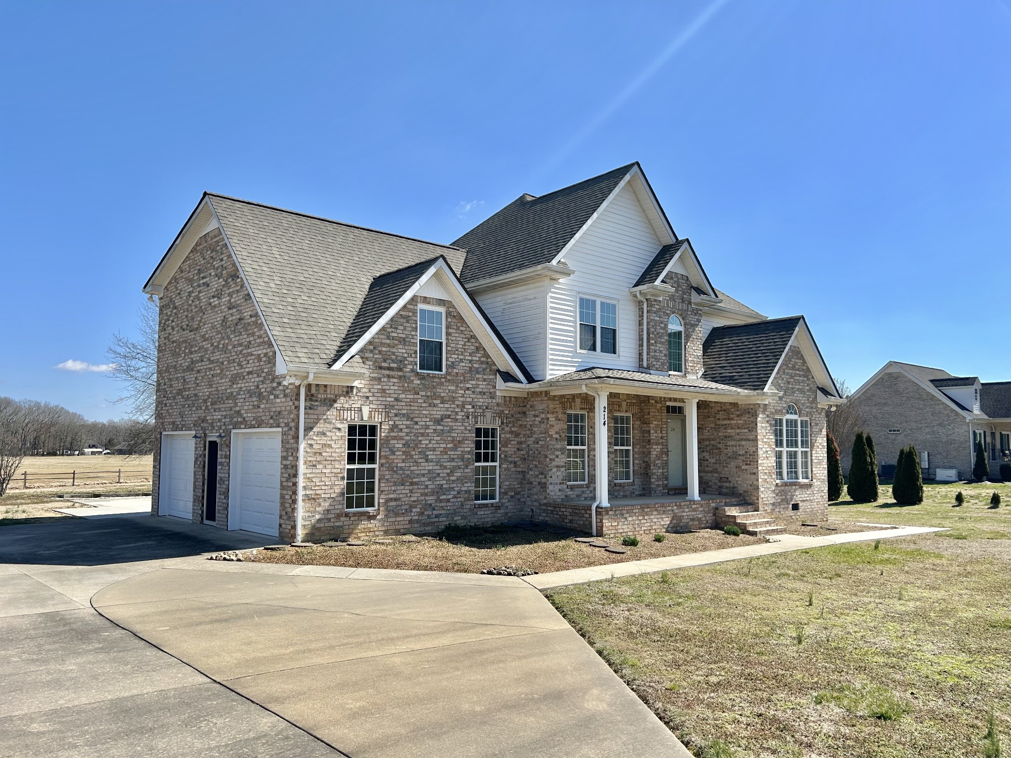 214 Mitchell Ln