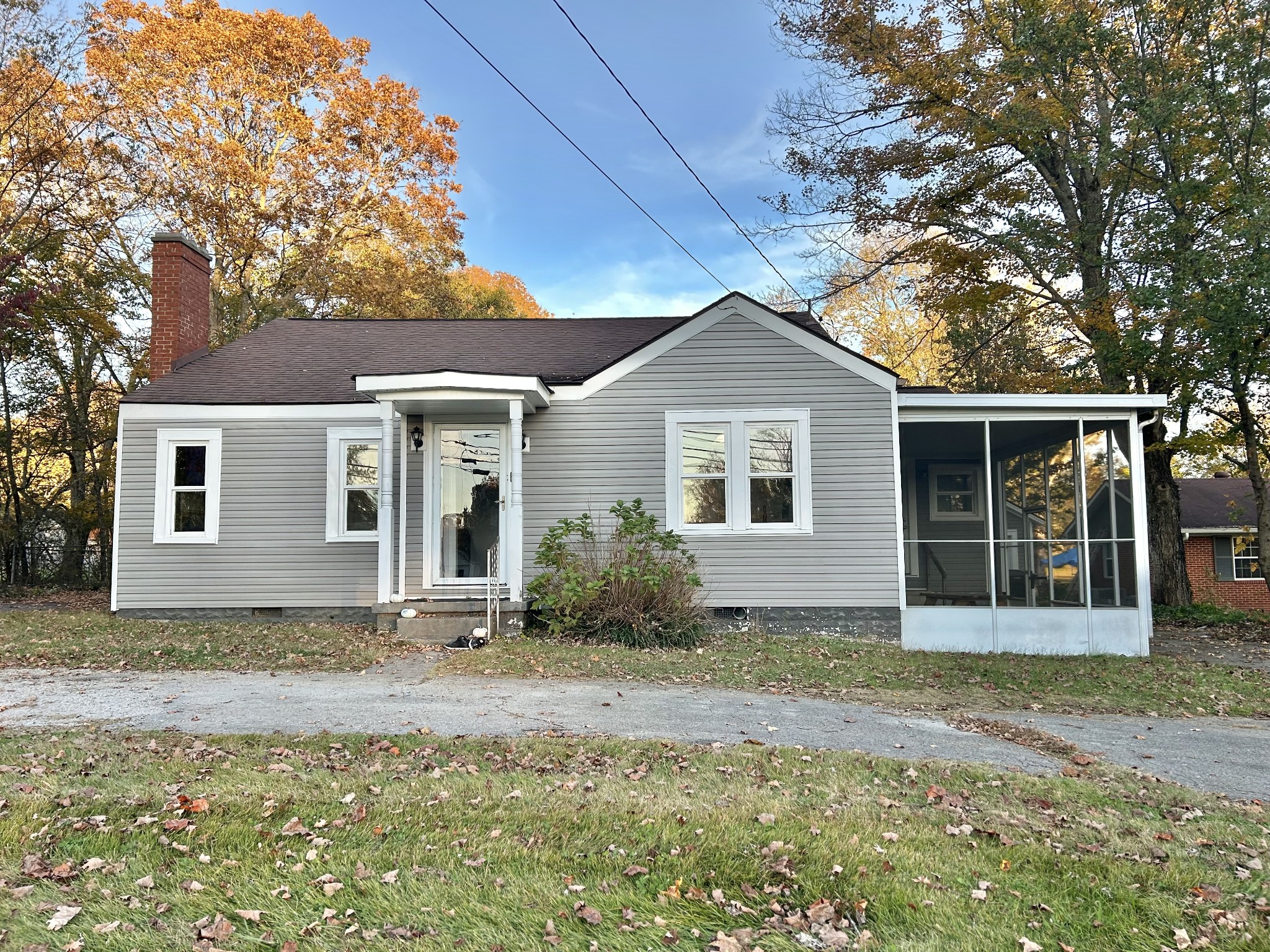 709 Westside Dr
