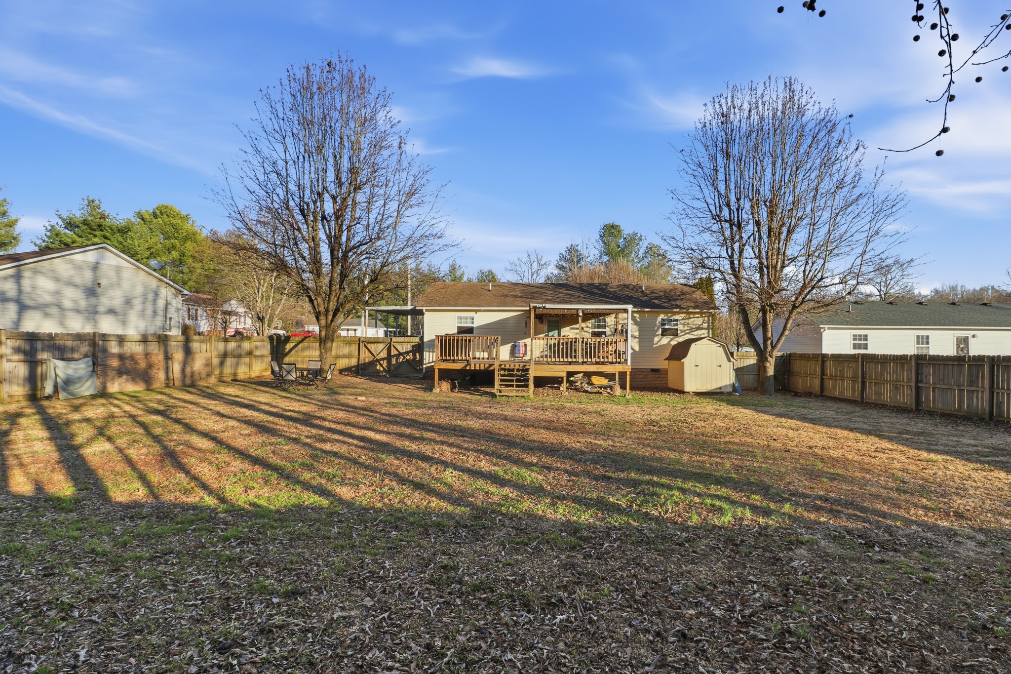 37 Woody Ln