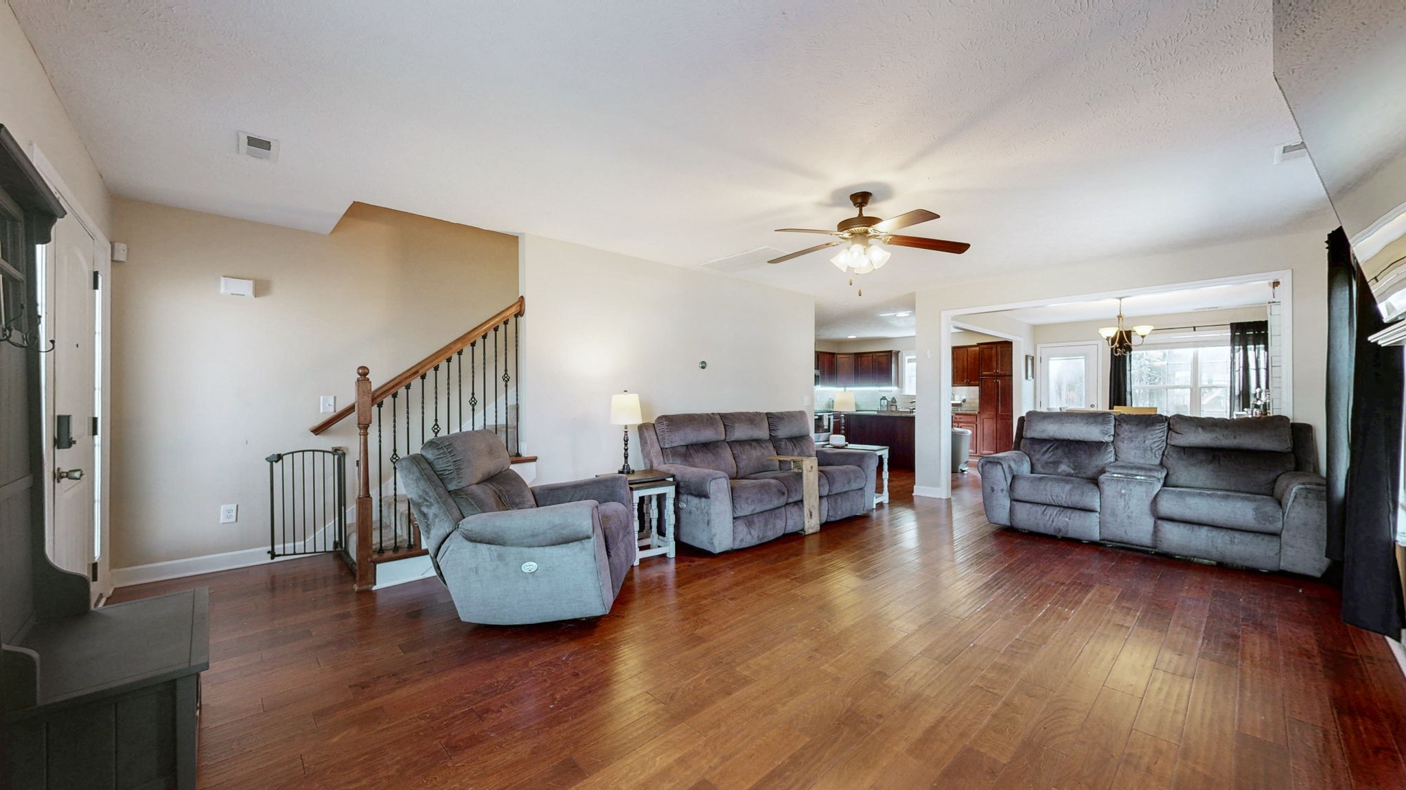 2415 Auldridge Dr