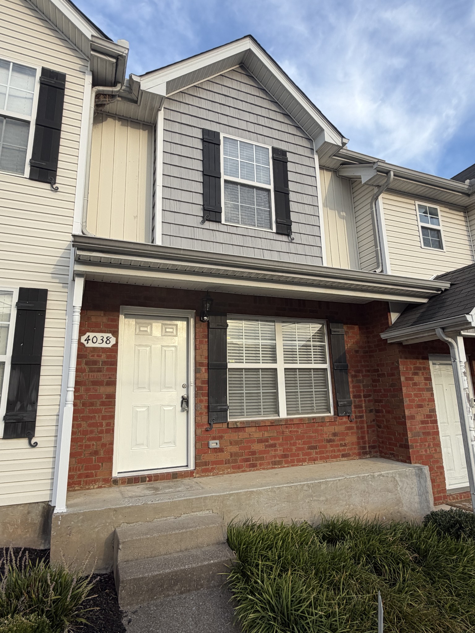 4038 Cody Dr