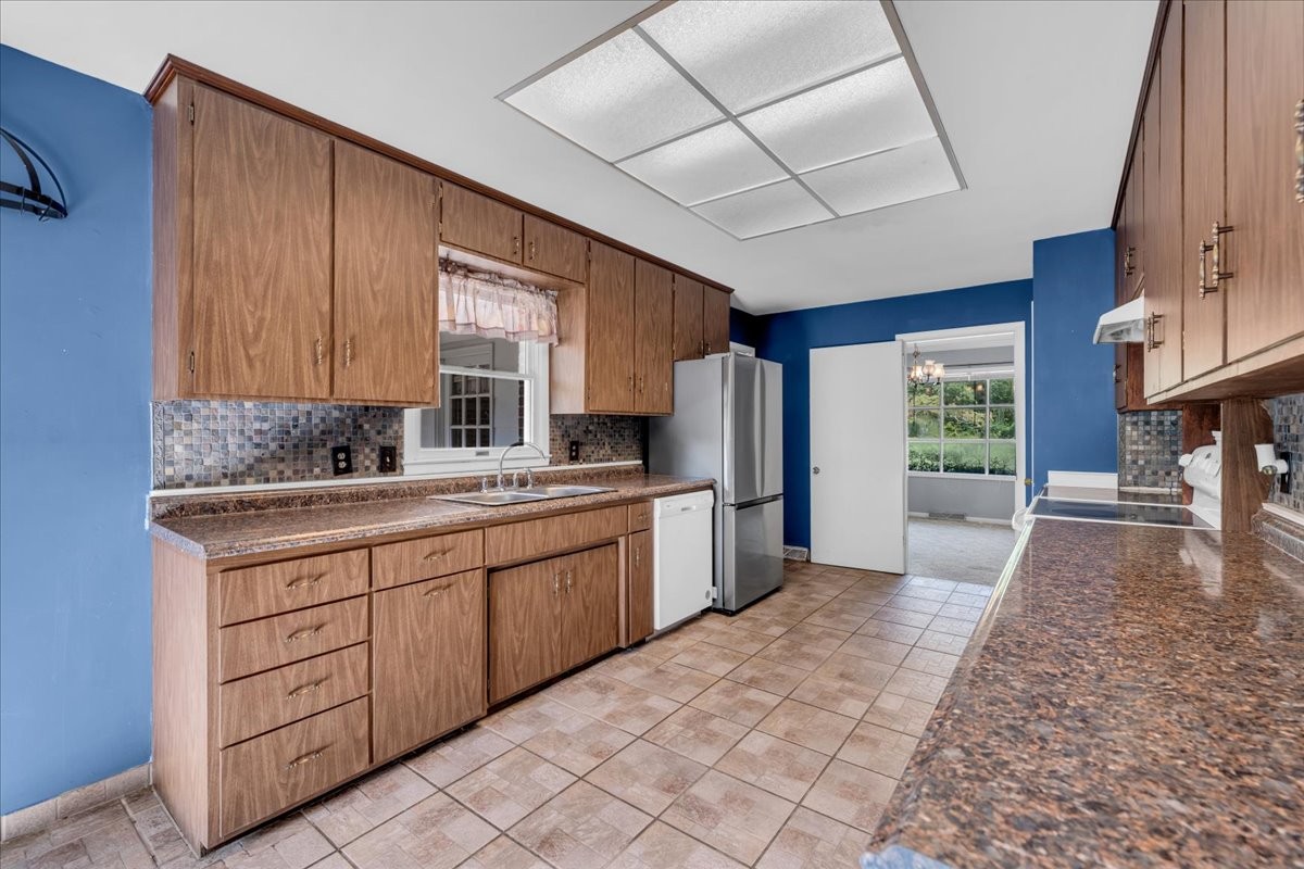 219 Cat Creek Rd