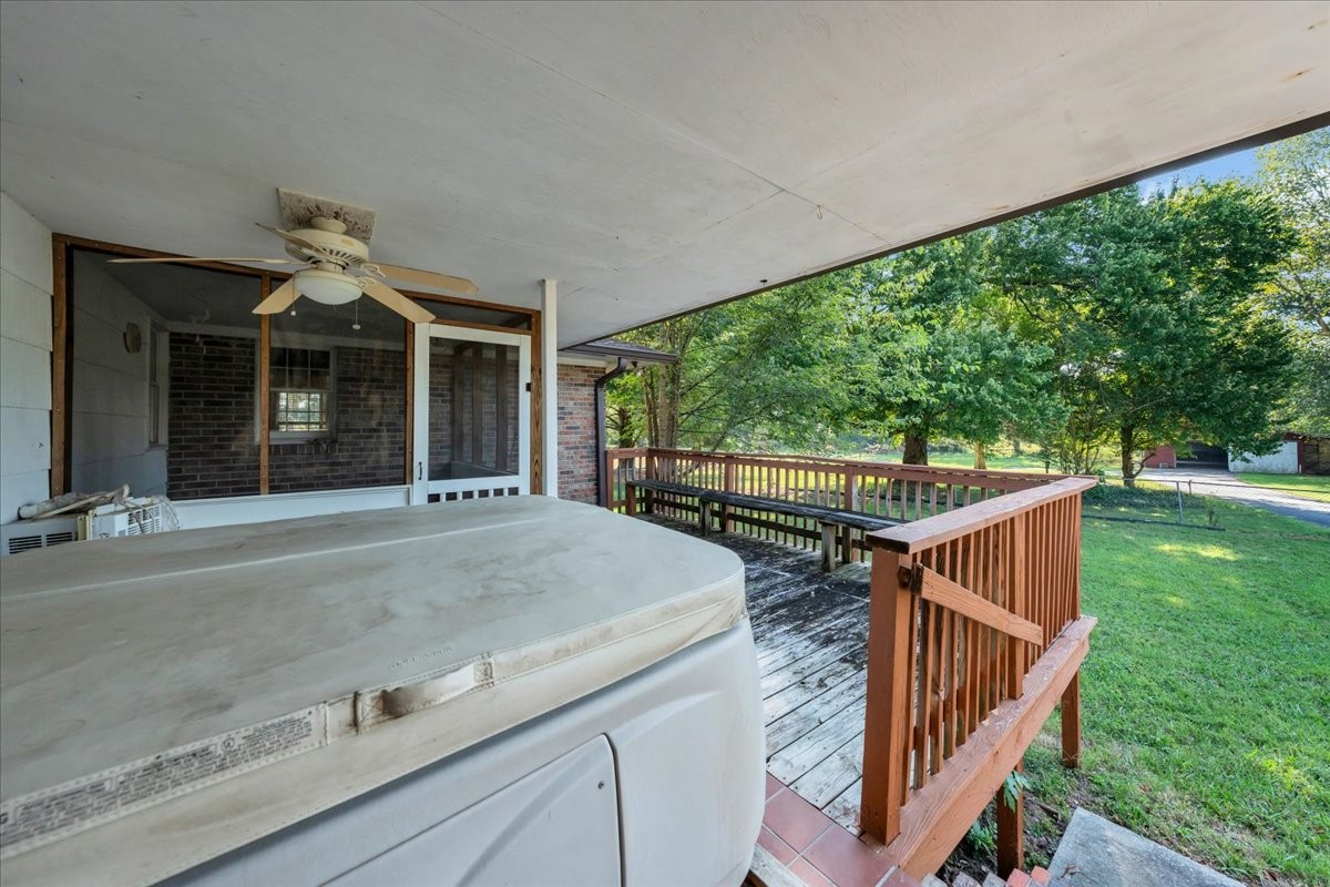 219 Cat Creek Rd