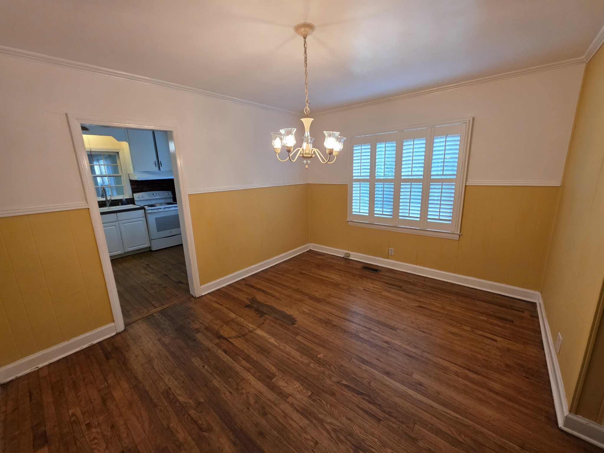 322 E Campbell Rd
