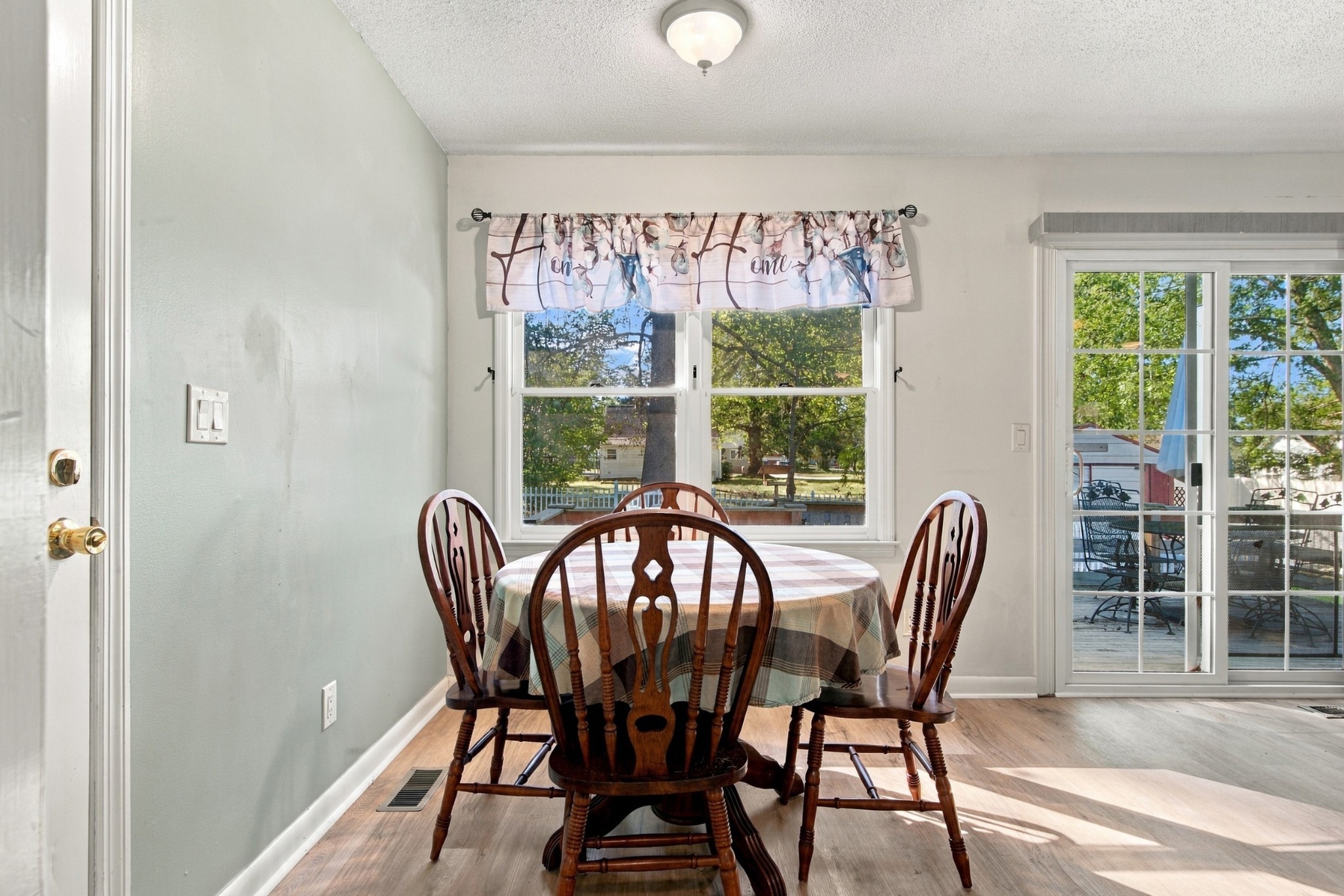 114 Bradbury Ct