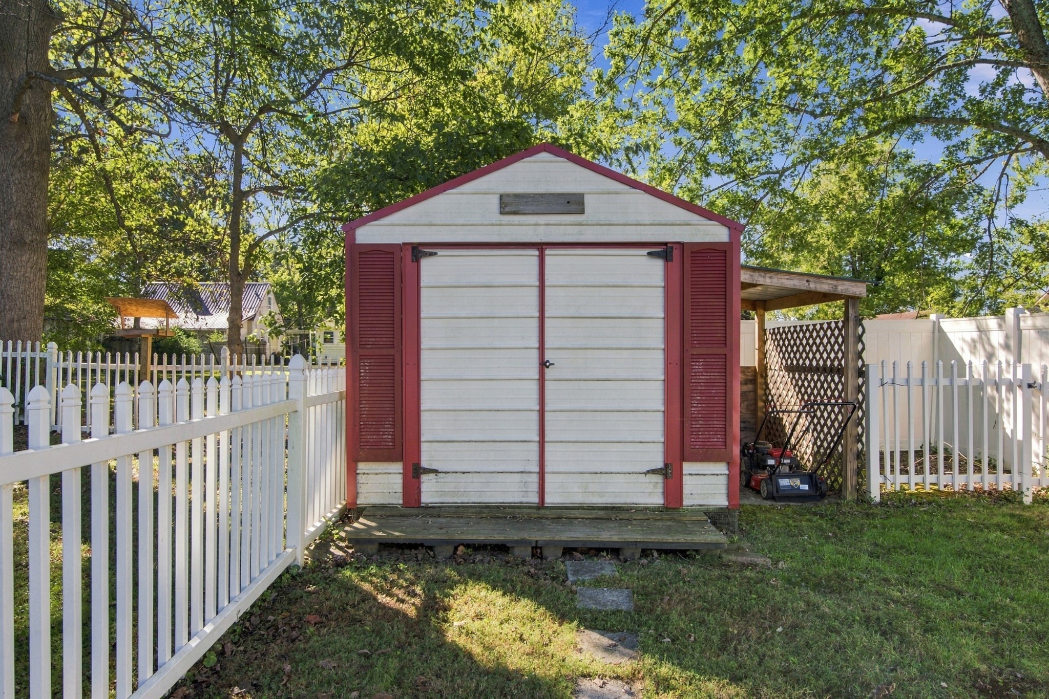 114 Bradbury Ct