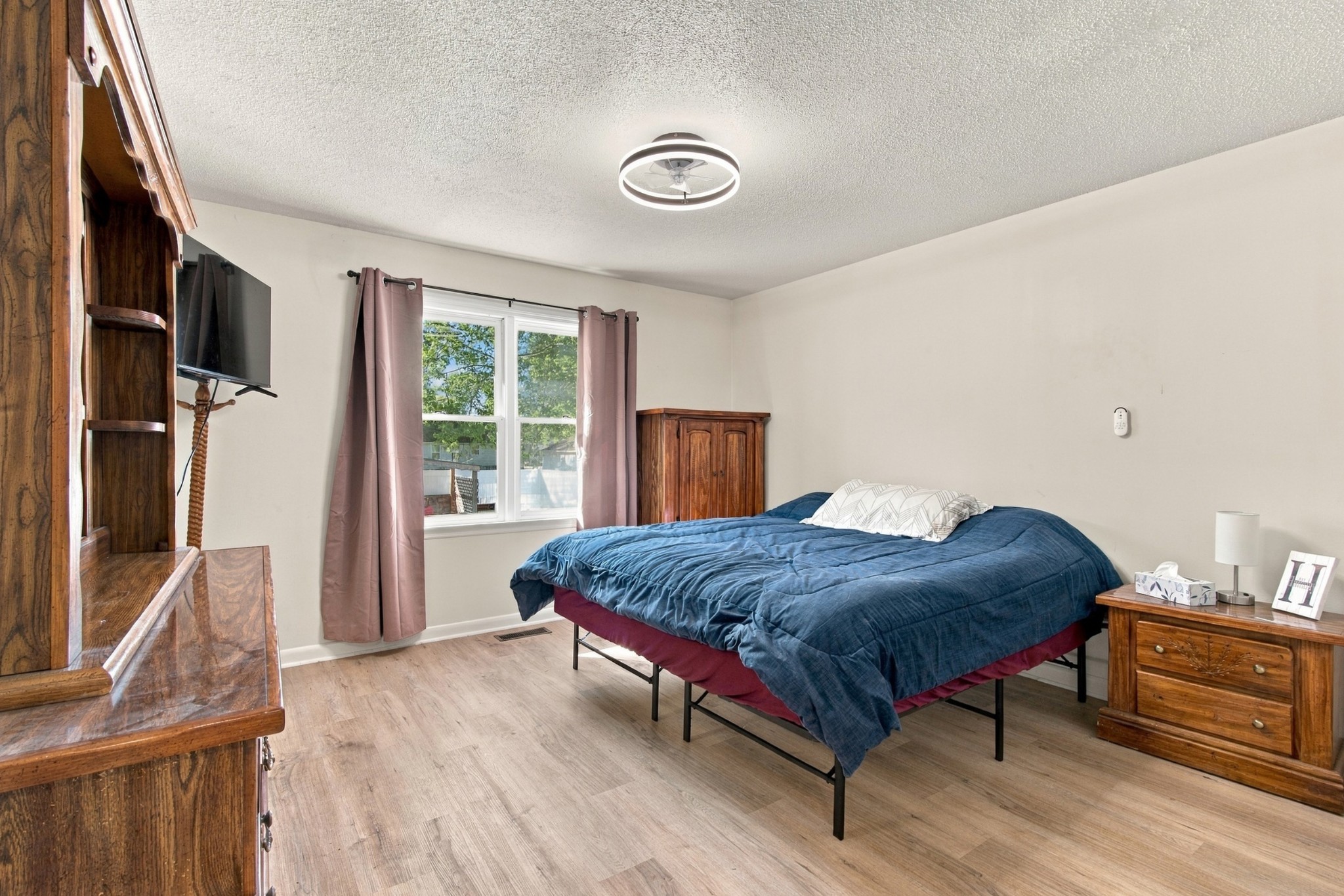 114 Bradbury Ct